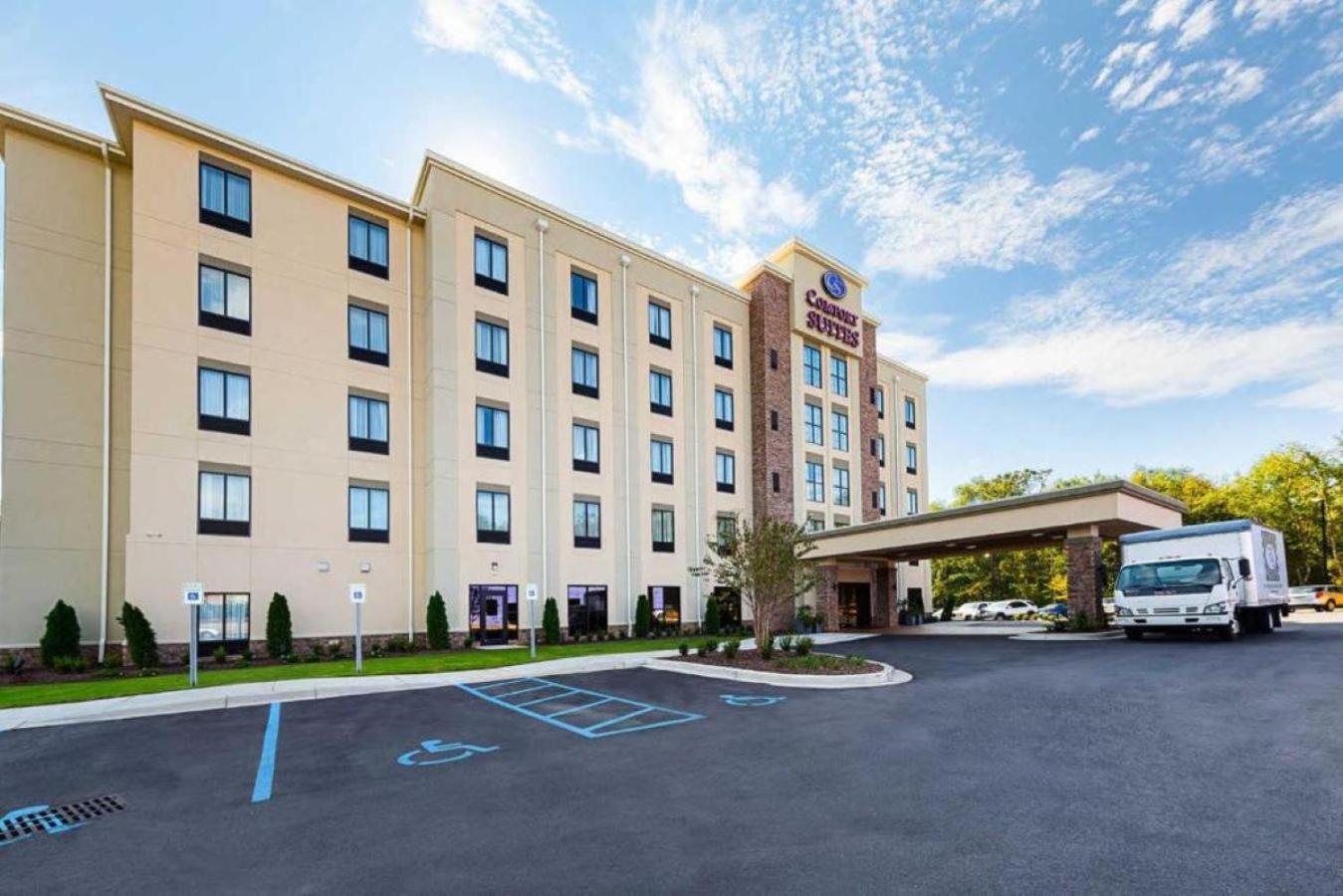 Comfort Suites Greenville South Piedmont Exterior foto